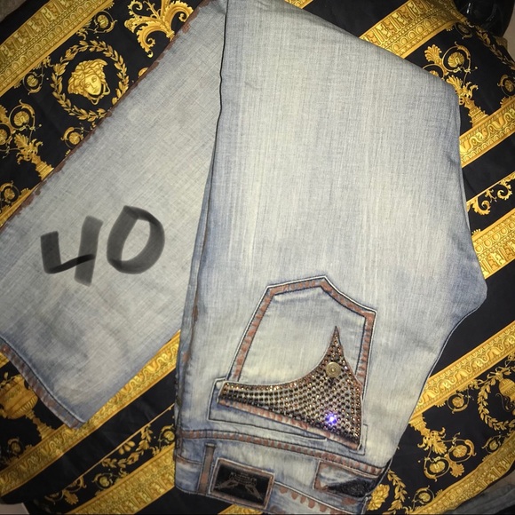 Robins Jeans